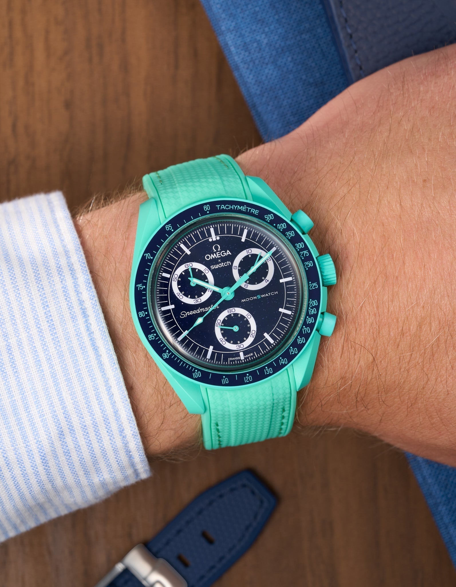 MoonSwatch Mission On Earth Watch - Polar Lights (Rubber Strap)