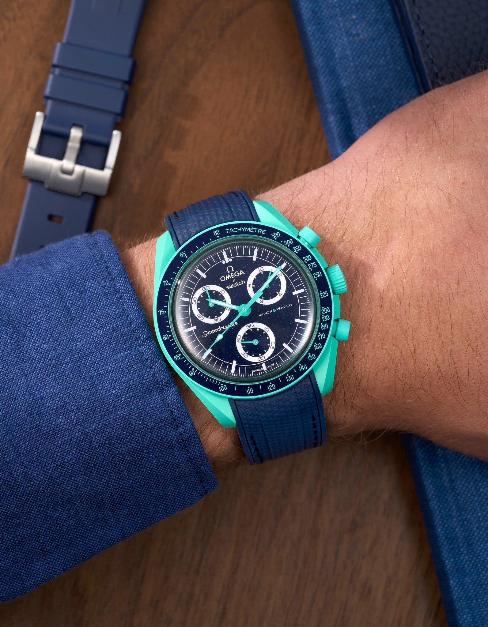 MoonSwatch Mission On Earth Watch - Polar Lights (Rubber Strap)