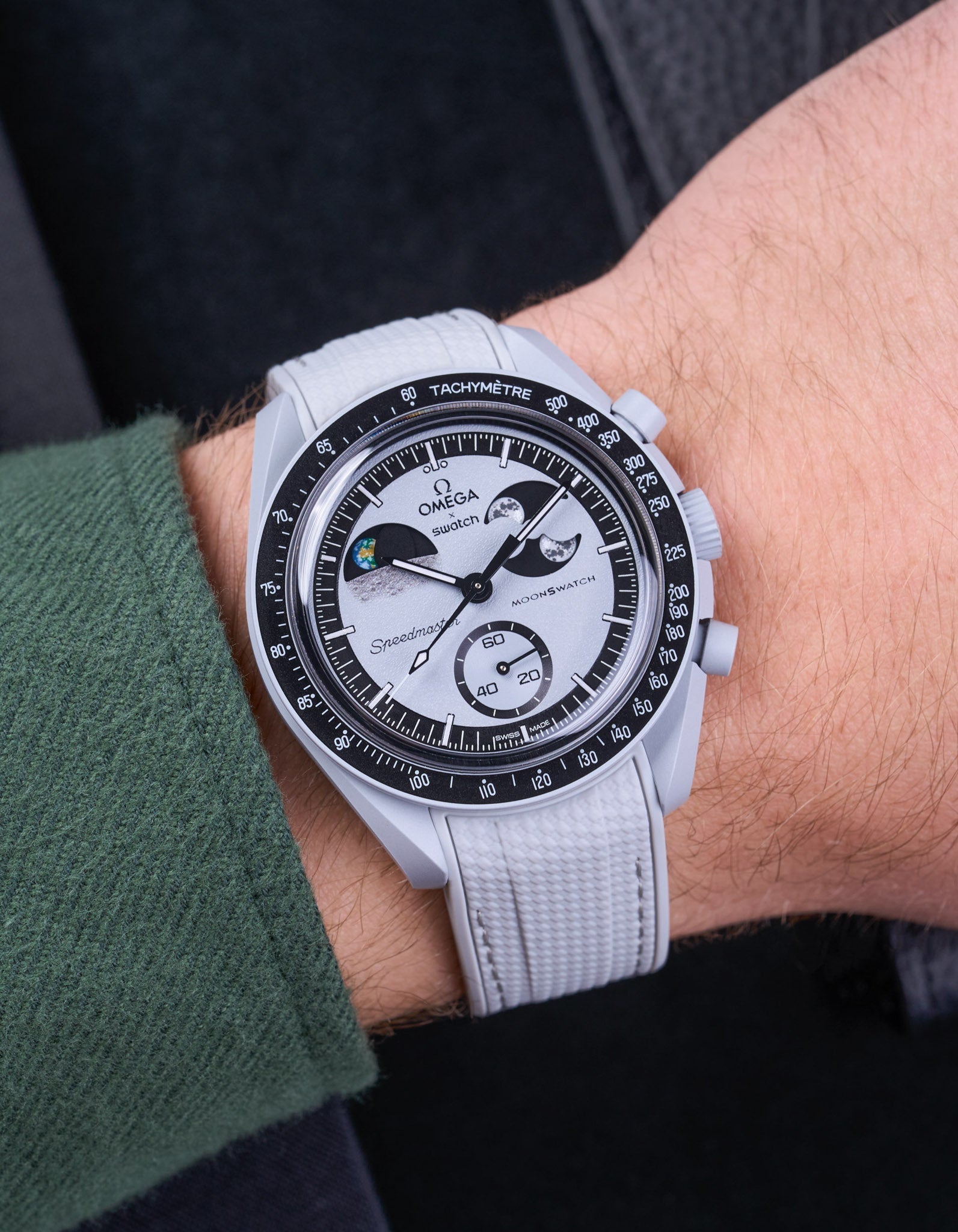 MoonSwatch Mission To EarthPhase Watch (Rubber Strap)