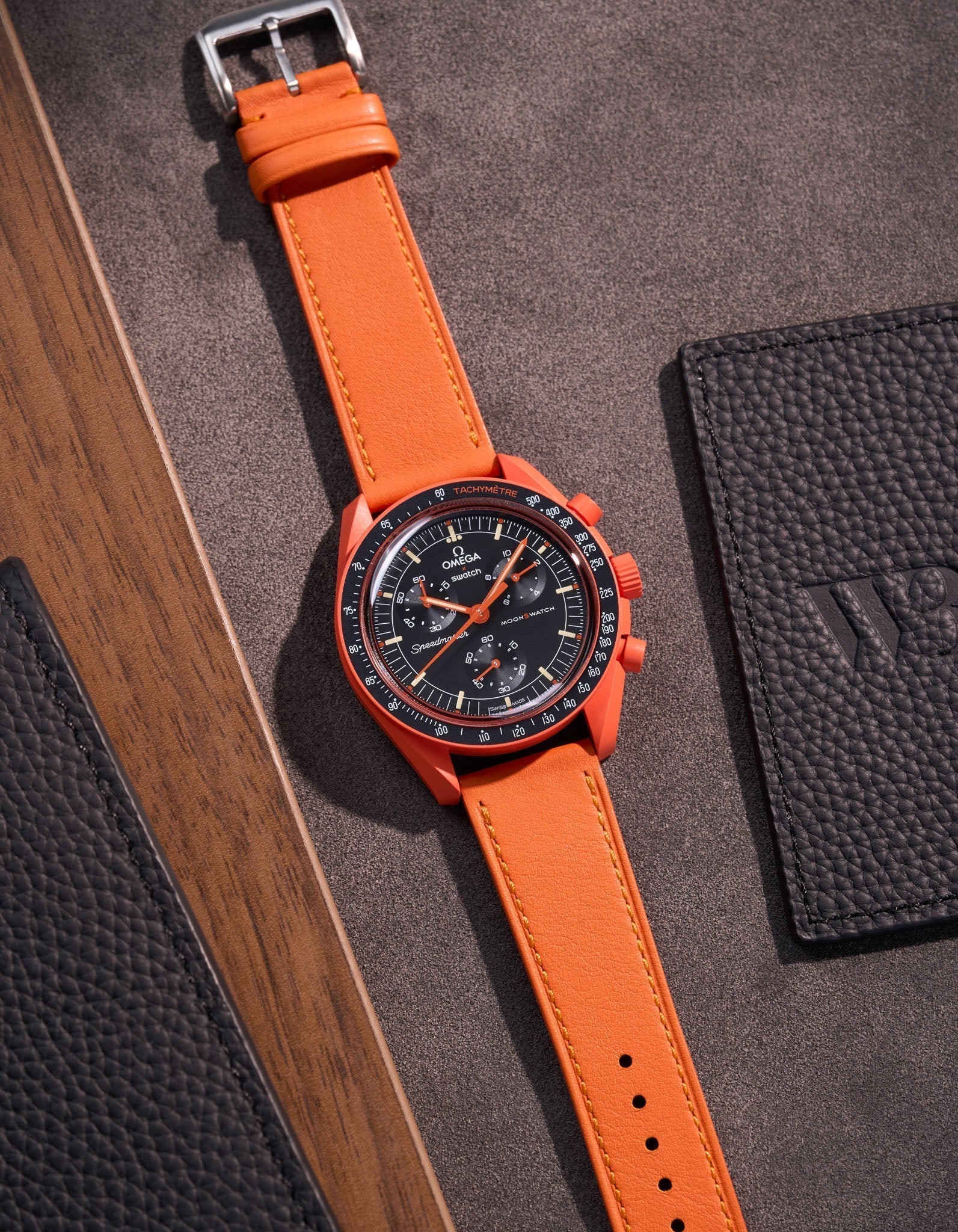 Mission to Earth - Lava (Leather Bracelet)